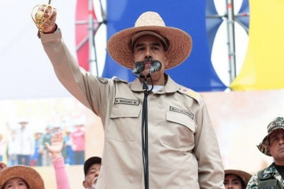 NYT: США разрешили Венесуэле оплатить адвоката для Мадуро и его жены