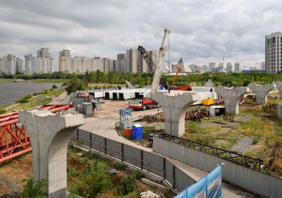 Движение на двух проспектах Астаны ограничат в связи со строительством LRT