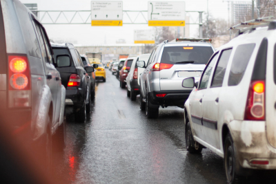 В Германии колонна автомобилистов направилась в Берлин из-за цен на топливо