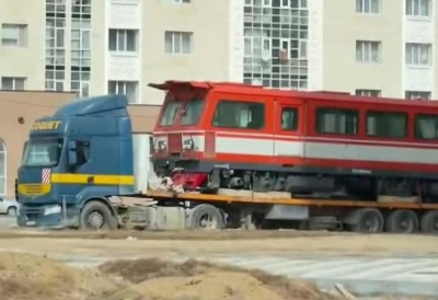 Видео с &quot;вагонами&quot; для LRT вызвало обсуждения в сети (ВИДЕО)