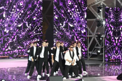 День Конституции в Астане отметили концертом с участием звёзд эстрады