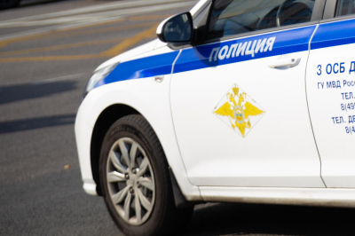 Юрист Кырлан: На соседа, который курит в подъезде, можно подать жалобу в полицию