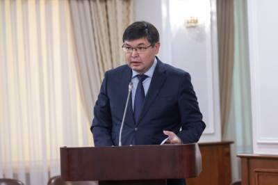 Почему казахстанцы не видят налоговых деклараций министров ─ комментарий Такиева