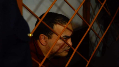 Осужденный бизнесмен гулял в торговом центре Алматы