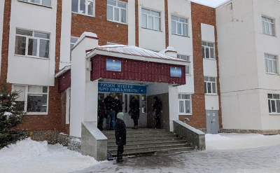 Мэр Уфы назвал буллинг возможной причиной нападения подростка на гимназию