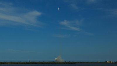Компания Маска SpaceX успешно запустила миссию Polaris для первого частного выхода в открытый космос