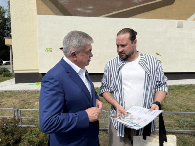 На Госуслугах стартовало голосование за мурал челнинского художника