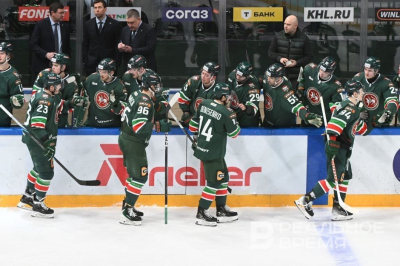 &laquo;Ак Барс&raquo; разгромил &laquo;Нефтехимик&raquo;, забросив четыре шайбы в большинстве