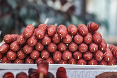 Можно смело покупать &ndash; там чистое мясо: названы лучшие марки сосисок