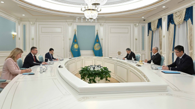 Токаев обсудил развитие отношений с представителем ЕС по Центральной Азии