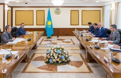 ​Олжас Бектенов и глава «Татнефти» обсудили крупные нефтехимические проекты в Атырауской области