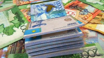 Заместитель акима и предприниматель осуждены за взятку в 10 млн тенге в Северном Казахстане