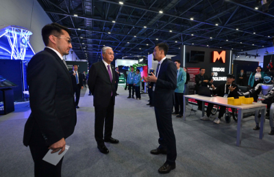 Токаев поддержал развитие технологий &laquo;умного города&raquo; и ИИ-сервисов