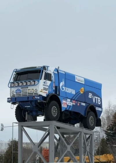 В оживленных местах Челнов установят 15 грузовиков КАМАЗ