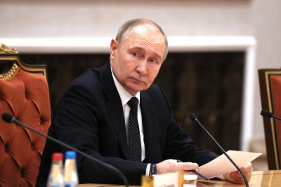 Подарок от Путина и плохие новости для Трампа: в КНР раскрыли, зачем глава МИД Ирана летал в Москву