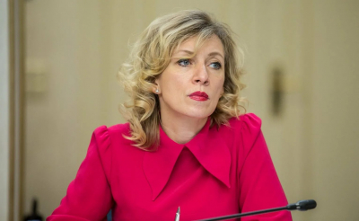 Захарова назвала санкции Запада безумием и саморазрушением