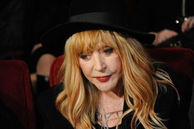 Кристина Орбакайте показала передвигающуюся с помощью трости Аллу Пугачевой