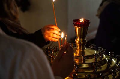 Протоиерей Абрамов: РПЦ не запрещает отпевать кремированных людей