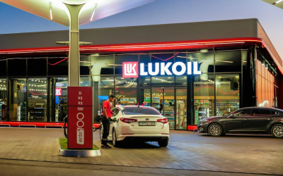 Акции ЛУКОЙЛа выросли после новости о продаже зарубежных активов Carlyle