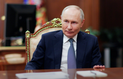 Опрос показал, сколько россиян доверяют Путину