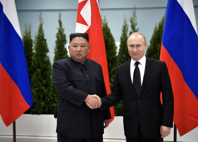 Ким Чен Ын поздравил Путина с Днем России и пообещал поддержку